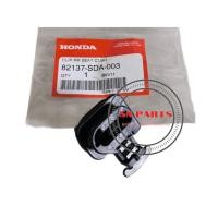 ราคา แท้ศูนย์ Honda กิ๊บล็อคเบาะหลัง Civic FD ปี 06-11, Accord G7 G8 ปี 03-11 Part No. 82137-SDA-003 (8725400532)