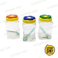ราคา (3 สี) กระปุกพลาสติกพร้อมช้อนในตัว กระปุกพลาสติกทรงเหลี่ยม ฝาเกลียว 1005-4 (1145088975)