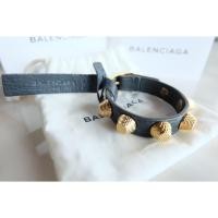 ราคา Balenciaga giant gold bracelet ข้อมือbalenciaga size m (1381299406)