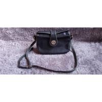 ราคา Vittorio Godi Preloved/กระเป๋าสะพายหนังมือสอง (16749610818)