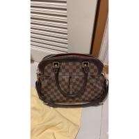 ราคา Louis Vuitton Trevi PM กระเป๋าหลุยส์ มือสอง (27952317223)