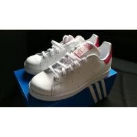 ราคา (ขาดทุน) adidas stansmith สีชมพูเข้ม แท้100% *แถมถุงเท้า* (897448388)