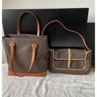 ราคา CELINE แท้มือสอง กระเป๋าถือ พอช ซีลีนหนัง สภาพดีพร้อมใช้งาน (14182115979)