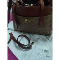 ราคา Coach Ladies Lora Carryall 30 in Signature Canvas, Women's, Gold (28504722565)