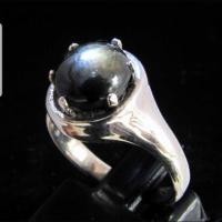 ราคา แหวนเงินแท้ 925 Simple Gemstone Ring with an oval shaped black Star Sapphire Sterling Silver 925 size 7 (2278084127)