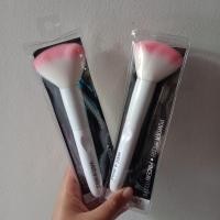 ราคา แปรงแป้งฝุ่น Wet n Wild (11699945437)