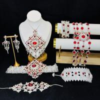 ราคา สร้อยคอ เซตสีเงินพลอยแดง เข็มขัดและสังวาลย์เข้าชุด เด็กสามารถใส่ได้ เครื่องประดับชุดไทย (28786151467)