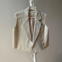 ราคา เสื้อ IRADA สีเบจ ดีไซน์สวยงามค่ะ (26582241553)