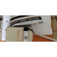 ราคา MARC JACOBS Snapshot Bag New Cloud White Multi ส่งต่อ (15485361821)