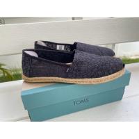 ราคา รองเท้า Toms สีดำลายลูกไม้ (41459332567)