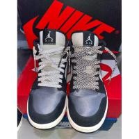 ราคา Air jordan 1 mid satin grey toe มือสองแท้ 100% (25650328254)