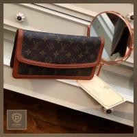 ราคา Vintage Louis vuitton clutch in monogram (4458324754)