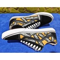 ราคา ♞รองเท้ามือสอง Vans Old Skool Alphabet ไซส์ 10US / 43 / 28 cm 2025 (44112373024)