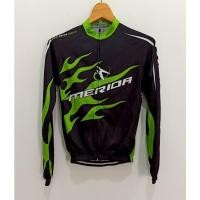ราคา เสื้อกีฬาปั่นจักรยานได้ ใส่วิ่งได้ MERIDA สีดำเขียว อก 32" ยาว 22" (22024780056)