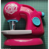 ราคา ขาย จักรเย็บผ้าเด็กเล่นญี่ปุ่น Felty Michine ของ TOMY TAKARA มือสอง ผ่านการเล่นมาแล้ว (7476631533)