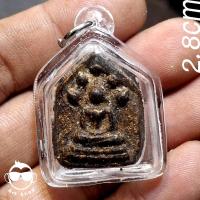 ราคา พระผงยาจินดามณี หลวงปู่บุญ วัดกลางบางแก้ว จ.นครปฐม พร้อมเลี่ยมกันน้ำ (45407258899)