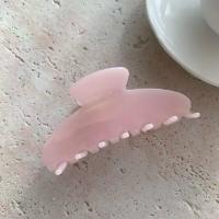 ราคา gleametoile - Yoko hair claw clip in Baby pink✨ (jelly color) (26073453005)