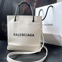 ราคา Balenciaga Launches A foldable XXS Shopping Tote (21071339126)