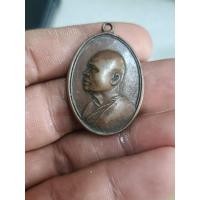 ราคา เหรียญ หลวงพ่อแพ รุ่น m16 บล็อคทองแดง วัดพิกุลทอง สร้างปี2513 (27468589986)