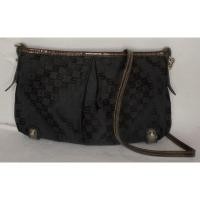 ราคา กระเป๋าสะพายข้างผู้หญิง Preloved | Sisley (26312987571)