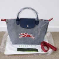 ราคา LONGCHAMP PLIAGE ON THE ROAD ดีไซน์มาพร้อมที่ปิดกระเป๋าอันเป็น❤️รุ่น Le Pliage พร้อมสายหนังคล้อง ไซส์S (1638601052)