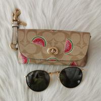 ราคา Coach 2039 Signature Canvas With Watermelon Print ของแท้ (5645361437)