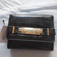ราคา พร้อมส่ง Guess กระเป๋าสตางค์ แบบพับ ของแท้ มือหนึ่ง (19171969173)