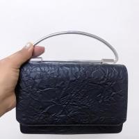 ราคา กระเป๋า size small Charles& Keith (2142396881)