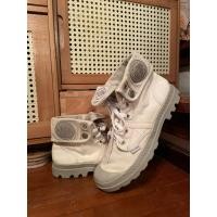 ราคา รองเท้าผ้าใบ Palladium Baggy มือสอง สีขาวครีม ใส่ได้สองแบบ (ของแท้) (55157813502)