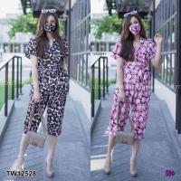 ราคา Jumpsuit จั๊มสูทคอปก แขนสั้น ขายาว 4 ส่วน เนื้อผ้า 100D​ #สาวอวบ (6443884920)
