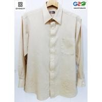 ราคา GIVENCHY แท้ เสื้อเชิ๊ตแขนยาวลายครีมขาวสภาพสวย (411162315)