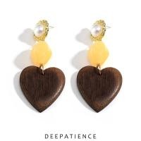 ราคา New Wooden Heart Drop Earrings for Women, Fashion Love Statement Dangle Earrings, High Quality Bohemian Wholesale Jewelr (51700013868)