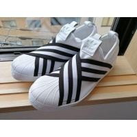 ราคา คู่สุดท้าย! Adidas Slip on ของแท้100%จากญี่ปุ่น (2036511385)