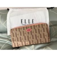 ราคา กระเป๋าสตางค์ใบยาว ซิปรอบ ELLE (21888716891)