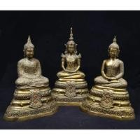 ราคา พระแก้วมรกต3ฤดู พิธีสมโภชกรุงรัตนโกสินทร์ 200ปี วัดพระแก้ว ปี2525 เนื้อทองเหลือง หน้าตัก5นิ้ว (21194757466)