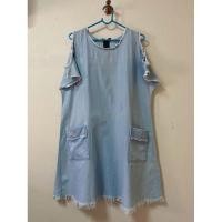 ราคา เดรสผ้ายีนส์ฟอกสีสาวอวบ งานเกาหลี ปักลายดาว แขนเว้าเปิดไหล่ กระเป๋าด้านหน้า 2 ข้าง ปลายแขนกระโปรงรุ่ย งานมือสอง สภาพดี (24228568120)