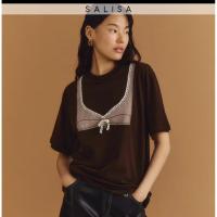ราคา SALISA - Oversized T-SHIRT BRALETTE SS25 เสื้อยืดโอเวอร์ไซส์ ลายบราขอบลูกไม้ (49707441003)