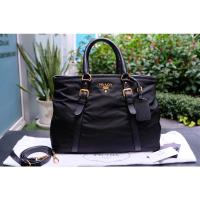 ราคา HB8141 : Used Prada handbag (12543400438)