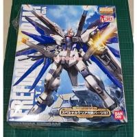 ราคา Bandai MG Freedom Gundam(Gundam 30th Anniversary) (41922780172)