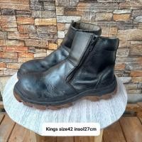 ราคา รองเท้าเซฟตี้มือสอง Kings ขนาด 42 พื้นรองเท้า 27cm (40670821631)