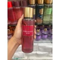 ราคา Victoria's Secret Pomegranate Rose Body Mist 250ml. (40471935149)