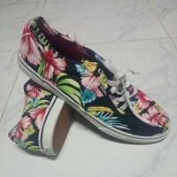 ราคา Vans Off The Wall Floral Shoes (26376375118)