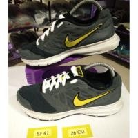 ราคา Nike แท้มือสองสวยค่ะ (488690045)