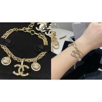 ราคา ของแท้ CHANEL 2024SS แฟชั่นใหม่ร้อยคลาสสิกนูน CC สร้อยข้อมือสองชั้น (27375870353)
