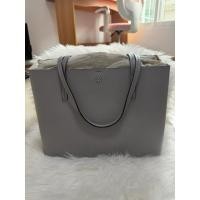 ราคา Tory Burch tote bag Grey color ของแท้จากอเมริกา (22756345485)