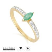 ราคา Gemondo แหวนทองคำ 9K ประดับมรกต (Emerald) ทรงมาร์คีส์ บ่าข้างเพชร ดีไซน์คลาสสิก (55908293185)