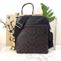 ราคา COACH HOUSTON FLIGHT BAG IN SIGNATURE CANVAS (COACH F73336)SIZE : 9" (L) x 10 3/4" (H) x 3 1/4"(W)COLOR : MAHOGANY/BLACK (10210081036)