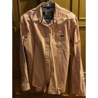ราคา Superdry shirt ลายทางชมพูขาว ไซส์ M มือสองสภาพดี แท้ 100% (1504605392)