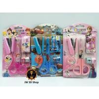 ราคา ชุดอุปกรณ์ Set 5in1 ( กรรไกร + แม๊กซ์ + ลูกแม๊กซ์ + เทป + แท่นตัดเทป ) ลายการ์ตูน Disney Princess, Frozen, Cars (21524763851)