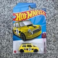 ราคา รถเหล็ก Hotwheels Morris Mini TH (19395150081)